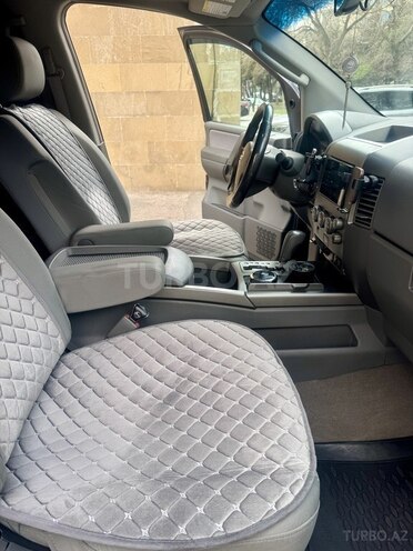 Nissan Armada 2006, 109,000 km - 5.6 l - Bakı