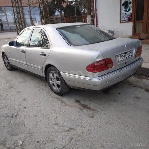 Mercedes E 230 1996, 394,500 km - 2.3 l - İmişli