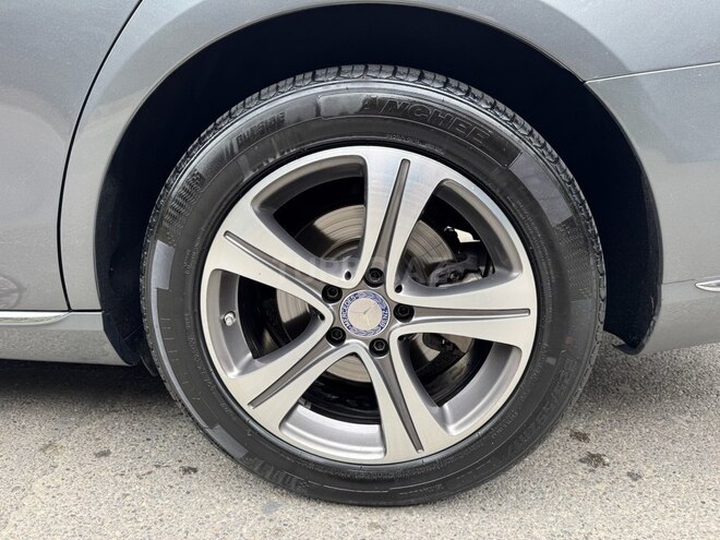 Mercedes E 220 2016, 245,000 km - 2.0 l - Bakı