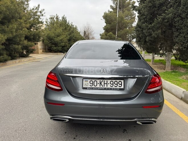 Mercedes E 220 2016, 245,000 km - 2.0 l - Bakı