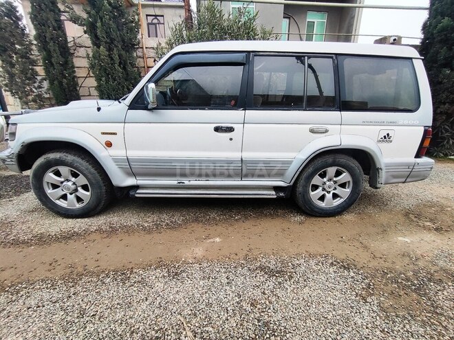 Mitsubishi Pajero 1993, 255,500 km - 2.8 л - Bakı