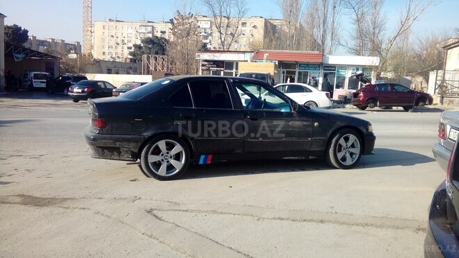 BMW 320 1992, 265,000 km - 2.0 л - Bakı
