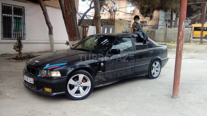 BMW 320 1992, 265,000 km - 2.0 л - Bakı