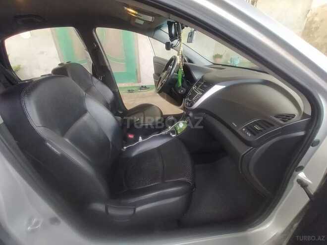 Hyundai Accent 2011, 180,000 km - 1.6 l - Bakı