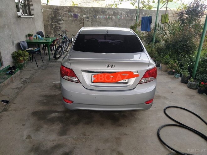 Hyundai Accent 2011, 180,000 km - 1.6 l - Bakı
