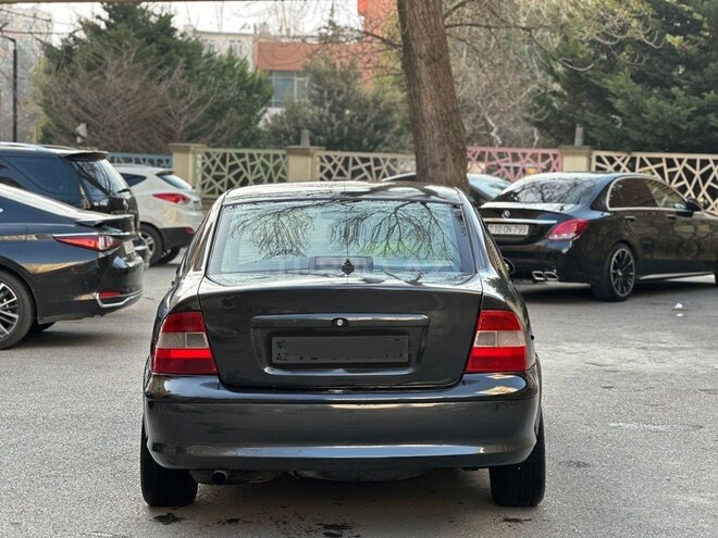 Opel Vectra 1997, 340,300 km - 2.0 l - Bakı