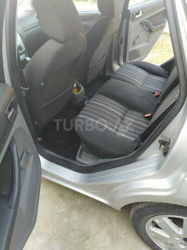 Ford Focus 2008, 275,000 km - 1.6 l - Gəncə