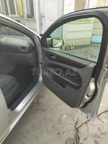Ford Focus 2008, 275,000 km - 1.6 l - Gəncə