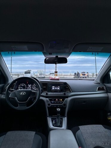 Hyundai Elantra 2016, 140,000 km - 2.0 l - Bakı