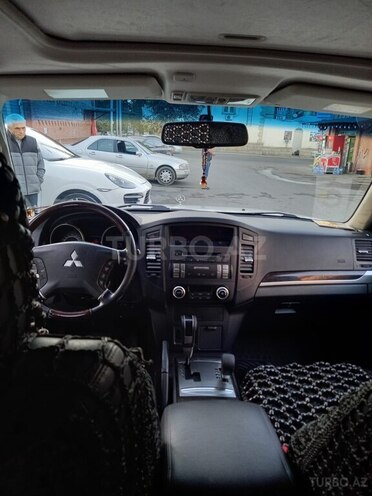 Mitsubishi Pajero 2013, 165,000 km - 3.0 l - Gəncə