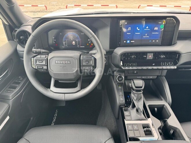Toyota Land Cruiser Prado-11