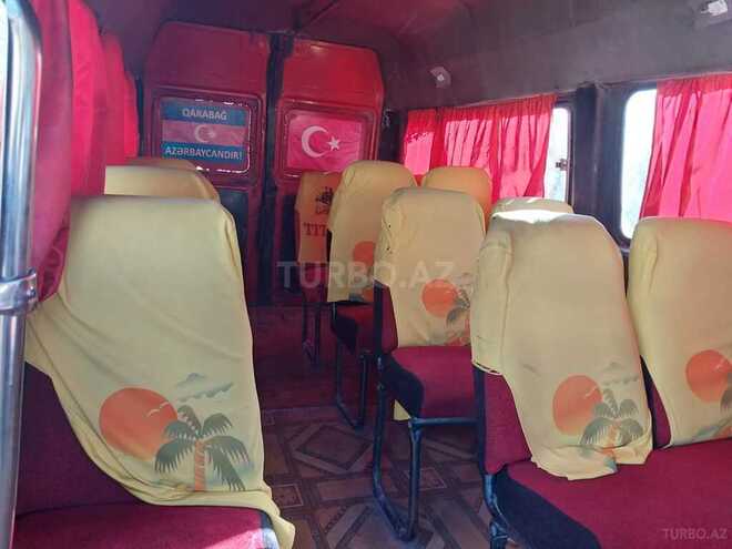 Mercedes 208 D 1992, 876,763 km - 2.3 л - Sabirabad