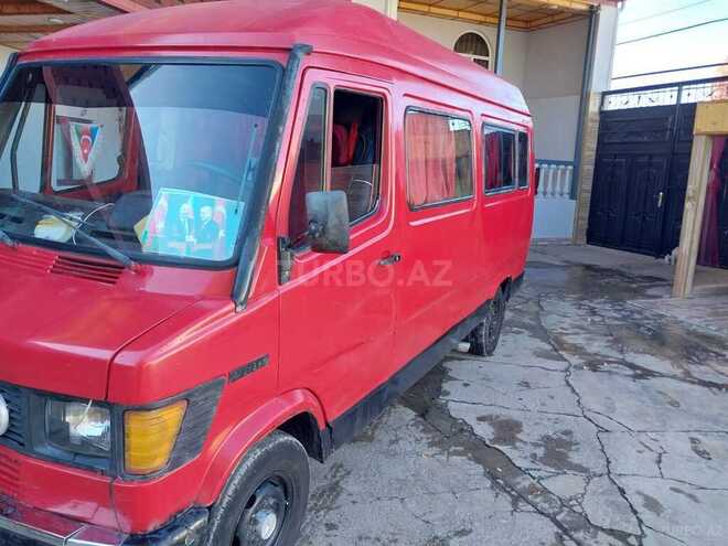Mercedes 208 D 1992, 876,763 km - 2.3 л - Sabirabad