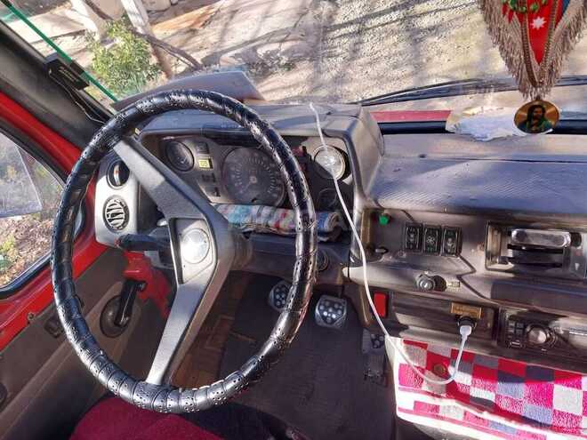 Mercedes 208 D 1992, 876,763 km - 2.3 л - Sabirabad