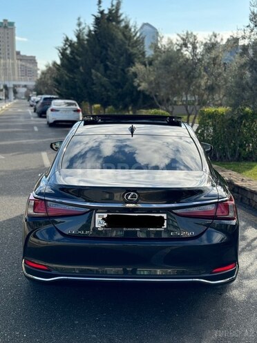 Lexus ES 250 2022, 10,500 km - 2.5 л - Bakı