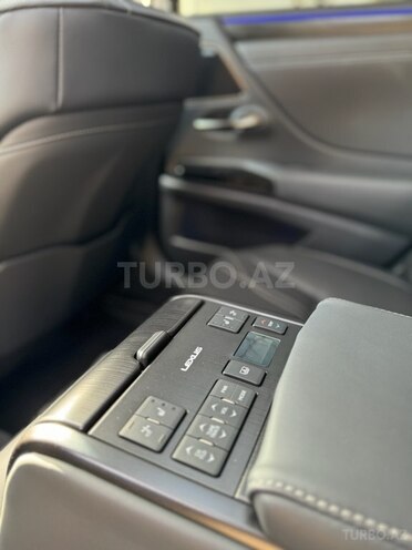 Lexus ES 250 2022, 10,500 km - 2.5 л - Bakı