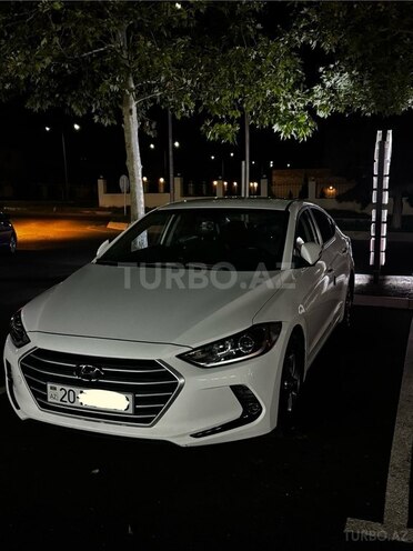 Hyundai Avante 2016, 170,000 km - 1.6 l - Bakı