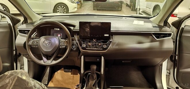 Toyota Corolla Cross-3