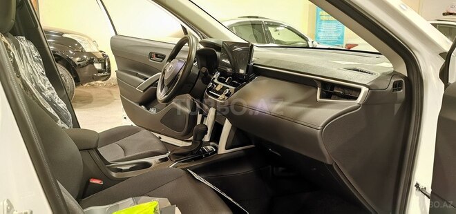 Toyota Corolla Cross-9