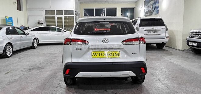 Toyota Corolla Cross-13