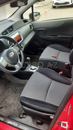 Toyota Vitz 2012, 99,000 km - 1.3 l - Bakı