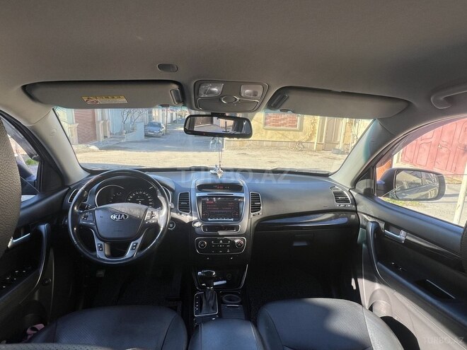 Kia Sorento-4