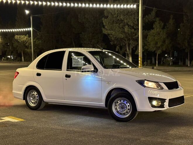Saipa Saina-8