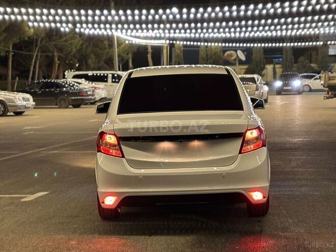 Saipa Saina-3
