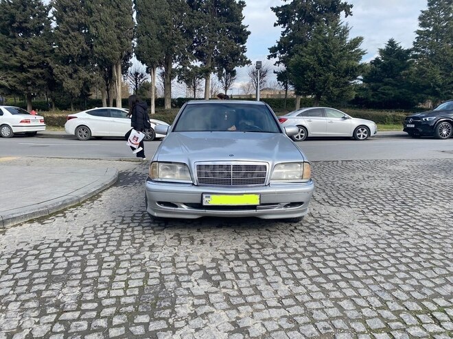 Mercedes C 200 1996, 254,367 km - 2.0 l - Bakı