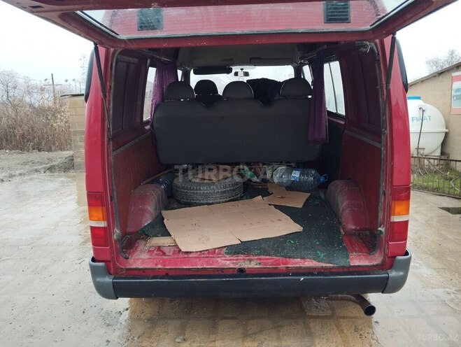 Ford Transit 1998, 300,000 km - 2.5 л - Salyan