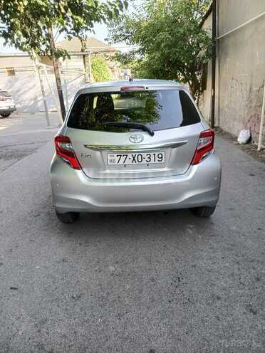 Toyota Vitz 2014, 32,000 km - 1.3 l - Quba