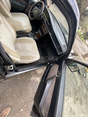 Mercedes 190 1990, 217,171 km - 2.3 l - Bakı