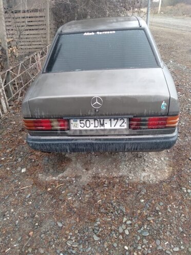 Mercedes 190 1989, 636,800 km - 2.0 л - Mingəçevir