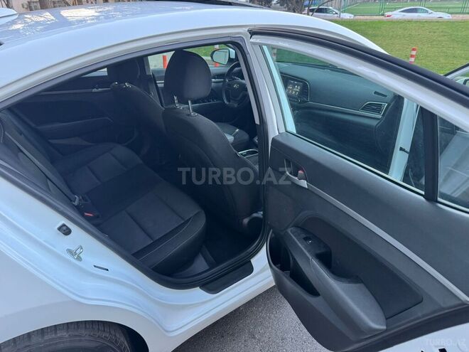 Hyundai Elantra 2017, 88,000 km - 2.0 l - Bakı