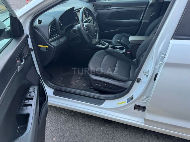 Hyundai Elantra 2017, 88,000 km - 2.0 l - Bakı