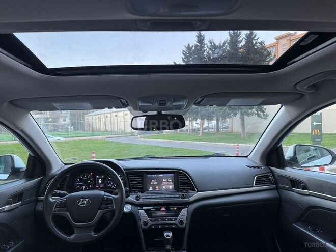 Hyundai Elantra 2017, 88,000 km - 2.0 l - Bakı