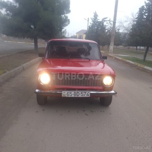 LADA (VAZ) 21011 1979, 95,000 km - 1.5 l - Salyan