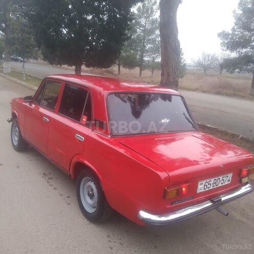 LADA (VAZ) 21011 1979, 95,000 km - 1.5 l - Salyan