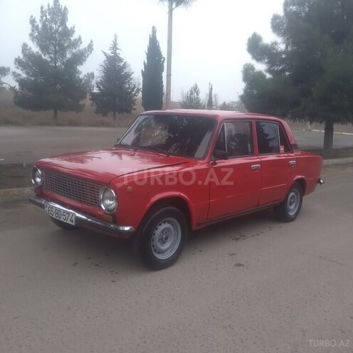 LADA (VAZ) 21011 1979, 95,000 km - 1.5 l - Salyan