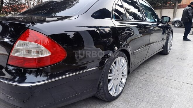 Mercedes E 350 2006, 271,000 km - 3.5 l - Bakı
