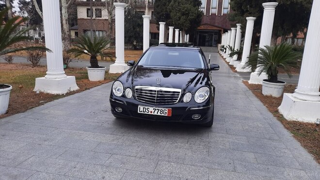 Mercedes E 350 2006, 271,000 km - 3.5 l - Bakı