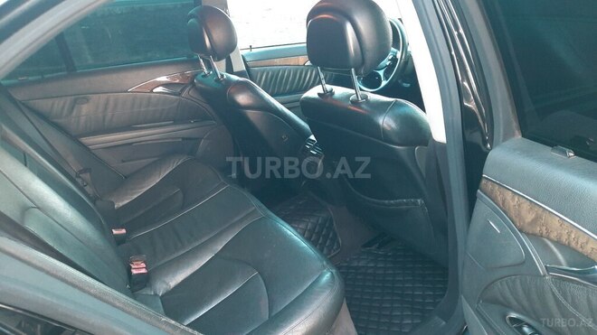 Mercedes E 350 2006, 271,000 km - 3.5 l - Bakı