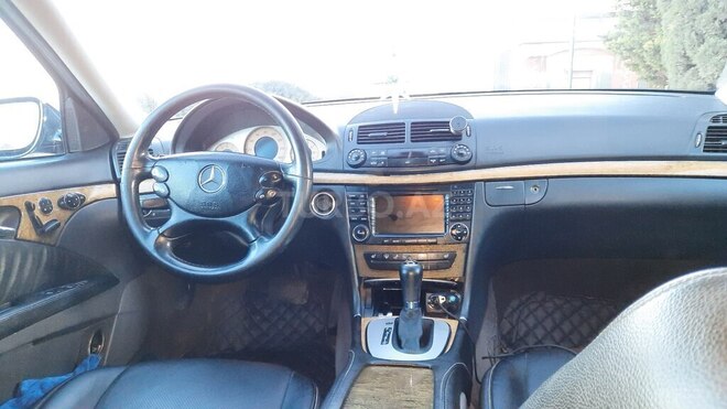 Mercedes E 350 2006, 271,000 km - 3.5 l - Bakı