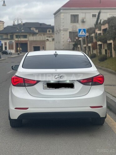 Hyundai Elantra 2015, 117,000 km - 1.8 л - Bakı
