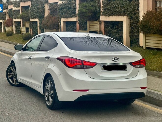 Hyundai Elantra 2015, 117,000 km - 1.8 л - Bakı