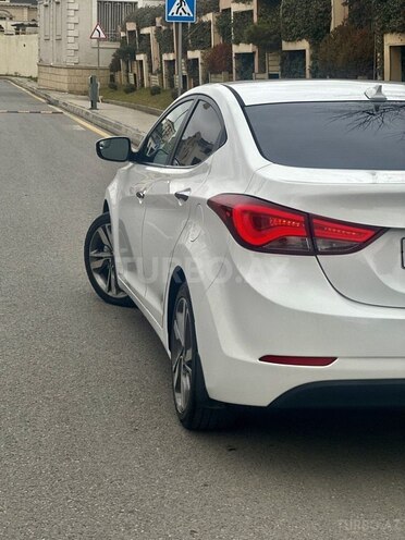Hyundai Elantra 2015, 117,000 km - 1.8 л - Bakı