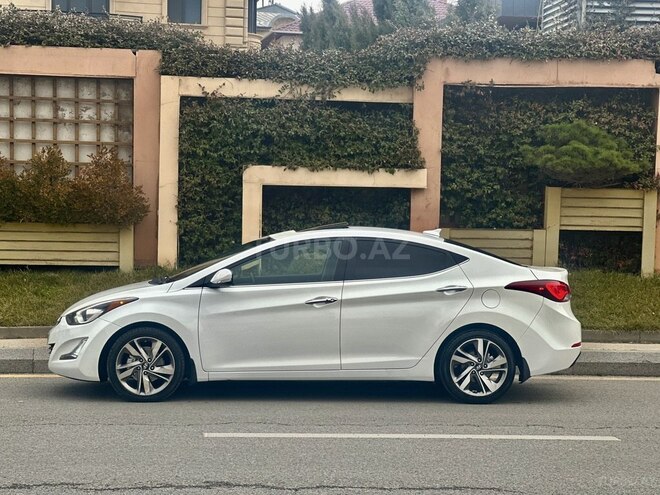Hyundai Elantra 2015, 117,000 km - 1.8 л - Bakı