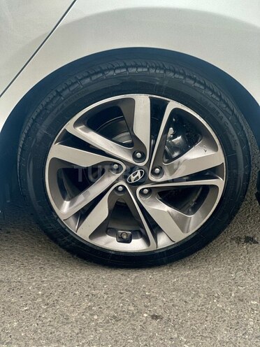 Hyundai Elantra 2015, 117,000 km - 1.8 л - Bakı
