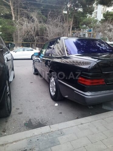 Mercedes E 200 1991, 354,000 km - 2.0 l - Bakı