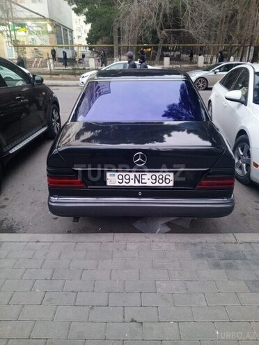 Mercedes E 200 1991, 354,000 km - 2.0 l - Bakı